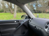 USED 2012 12 VOLKSWAGEN TIGUAN 2.0 SE TDI BLUEMOTION TECHNOLOGY 4MOTION 5d 138 BHP 