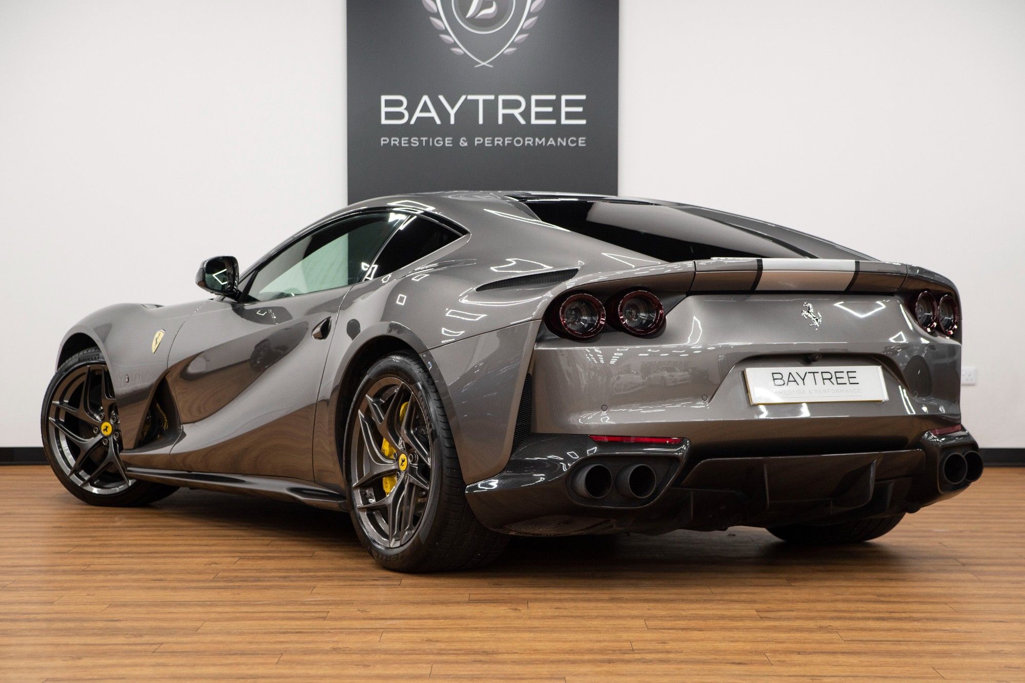 USED 2018 67 FERRARI 812 SUPERFAST 6.5 BCE 
