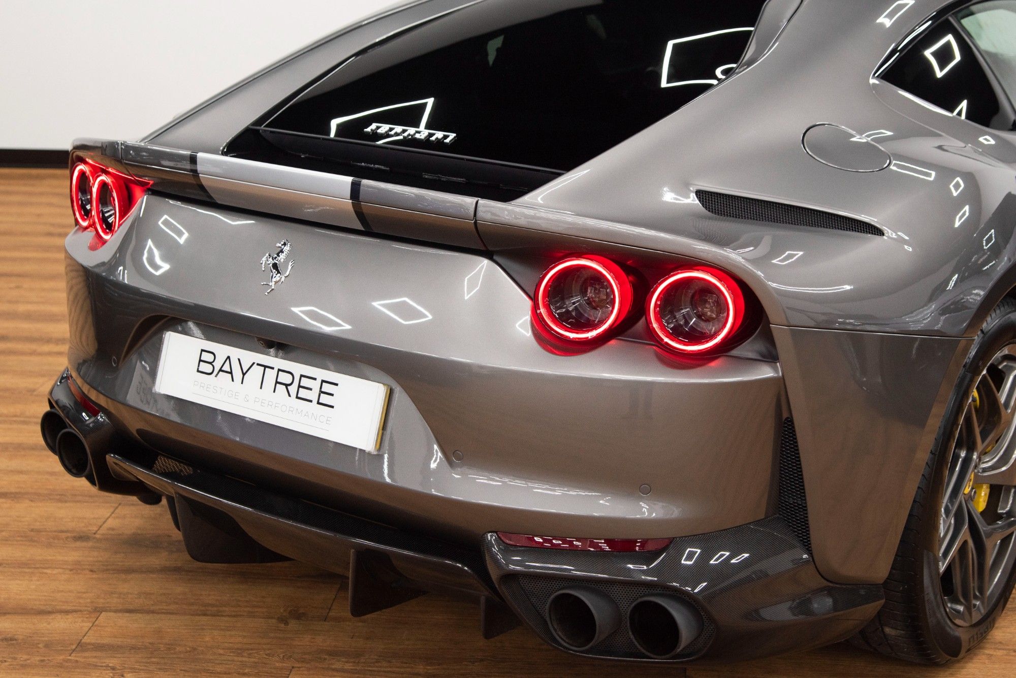 USED 2018 67 FERRARI 812 SUPERFAST 6.5 BCE 