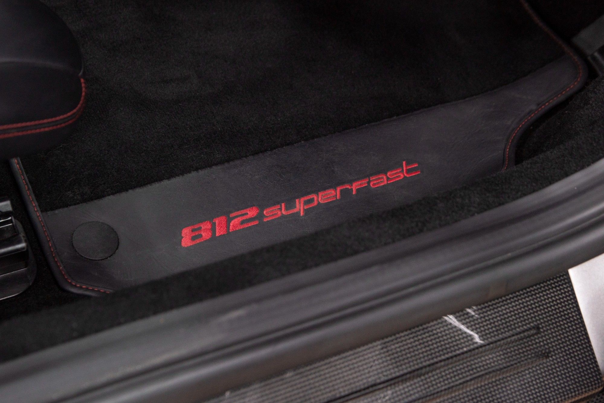 USED 2018 67 FERRARI 812 SUPERFAST 6.5 BCE 