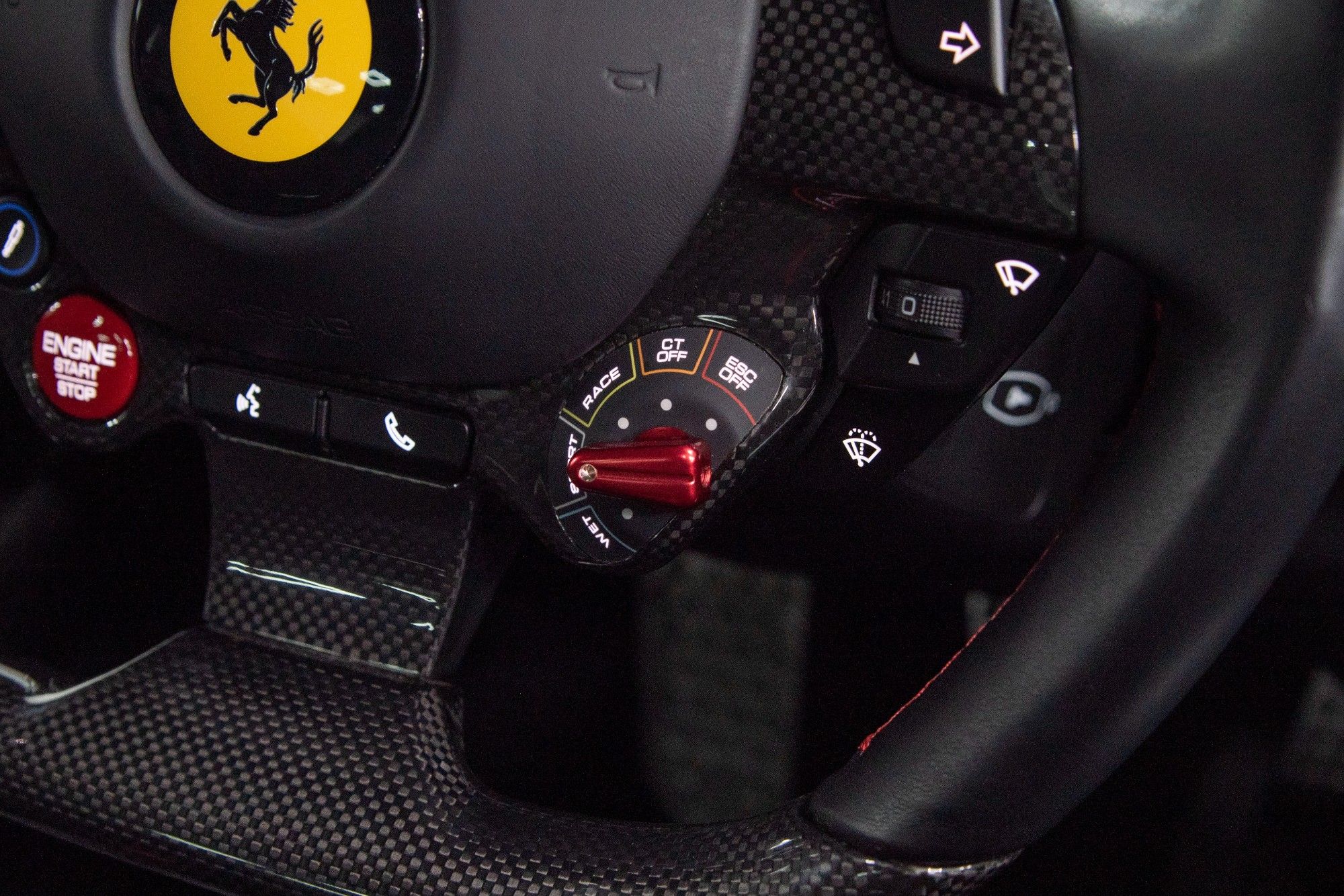 USED 2018 67 FERRARI 812 SUPERFAST 6.5 BCE 