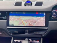 USED 2020 20 PORSCHE CAYENNE 3.0 V6 5d 456 BHP **�&pound;22,000 of Extras - Stunning Example** 