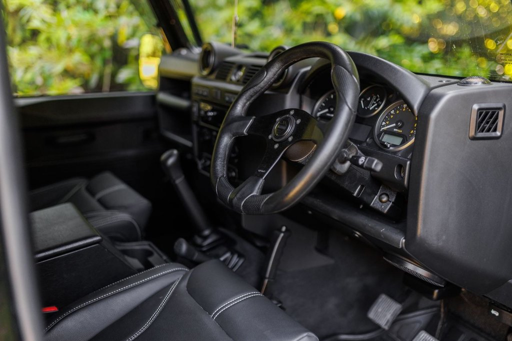USED 2012 LAND ROVER DEFENDER 90 2.2 TD XS STATION WAGON 3d 122 BHP ONE OF A KIND DEFENDER!!!
