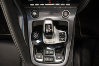 USED 2022 72 JAGUAR F-TYPE 5.0 R-DYNAMIC BLACK 2d 444 BHP ABSOLUTELY BEAUTIFUL CAR WITH GREAT FEATURES.