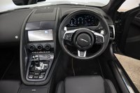 USED 2022 72 JAGUAR F-TYPE 5.0 R-DYNAMIC BLACK 2d 444 BHP ABSOLUTELY BEAUTIFUL CAR WITH GREAT FEATURES.