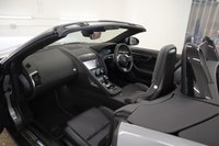 USED 2022 72 JAGUAR F-TYPE 5.0 R-DYNAMIC BLACK 2d 444 BHP ABSOLUTELY BEAUTIFUL CAR WITH GREAT FEATURES.