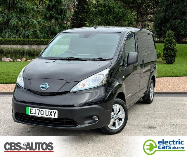 View our NISSAN NV200
