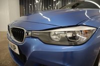 USED 2015 15 BMW 3 SERIES 2.0 320I XDRIVE M SPORT 4d 181 BHP IN STUNNING ESTORIL BLUE WITH DIGITAL BMW SERVICE RECORD AND FITTED WITH GREAT FACTORY OPTIONS