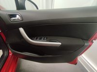 USED 2013 13 PEUGEOT 308 1.6 HDI SR 5d 92 BHP 