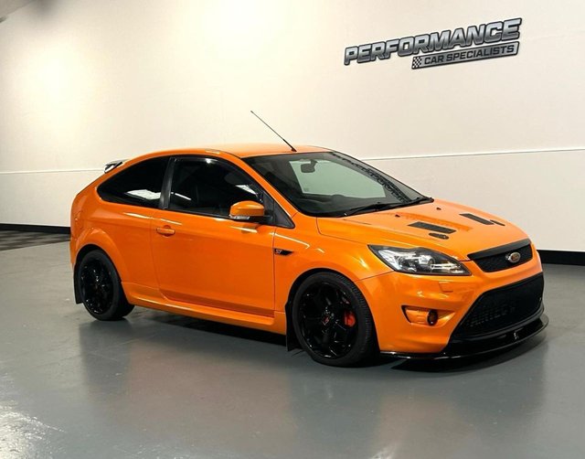2008 L Ford Focus 2.5 ST-2 3d 223 BHP