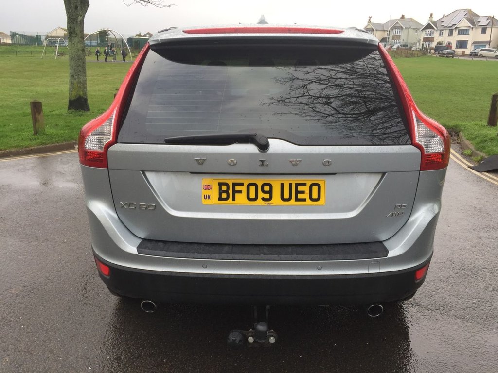 USED 2009 09 VOLVO XC60 2.4 D5 SE LUX PREMIUM AWD 5d 205 BHP DRIVERS SUPPORT PACK / WINTER PACK