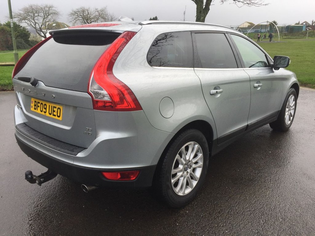USED 2009 09 VOLVO XC60 2.4 D5 SE LUX PREMIUM AWD 5d 205 BHP DRIVERS SUPPORT PACK / WINTER PACK