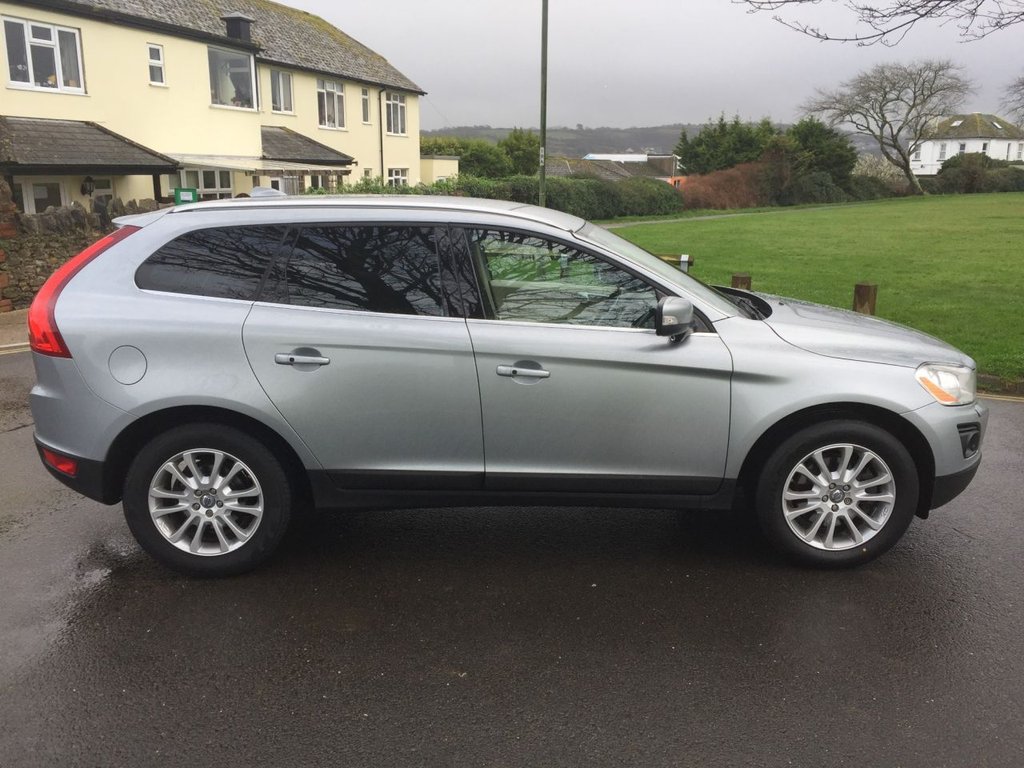 USED 2009 09 VOLVO XC60 2.4 D5 SE LUX PREMIUM AWD 5d 205 BHP DRIVERS SUPPORT PACK / WINTER PACK
