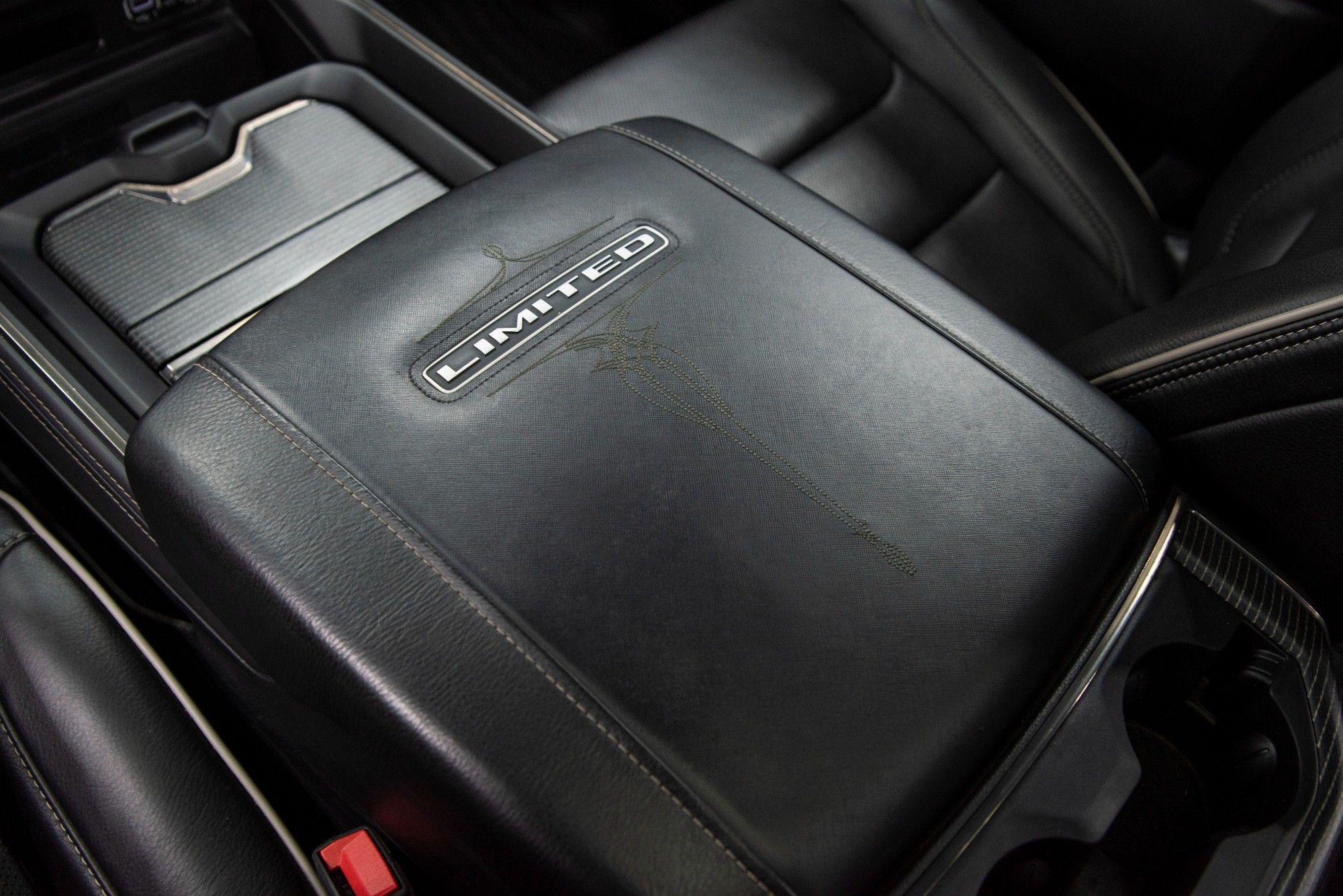 USED 2020 D DODGE RAM PICKUP 5.7  