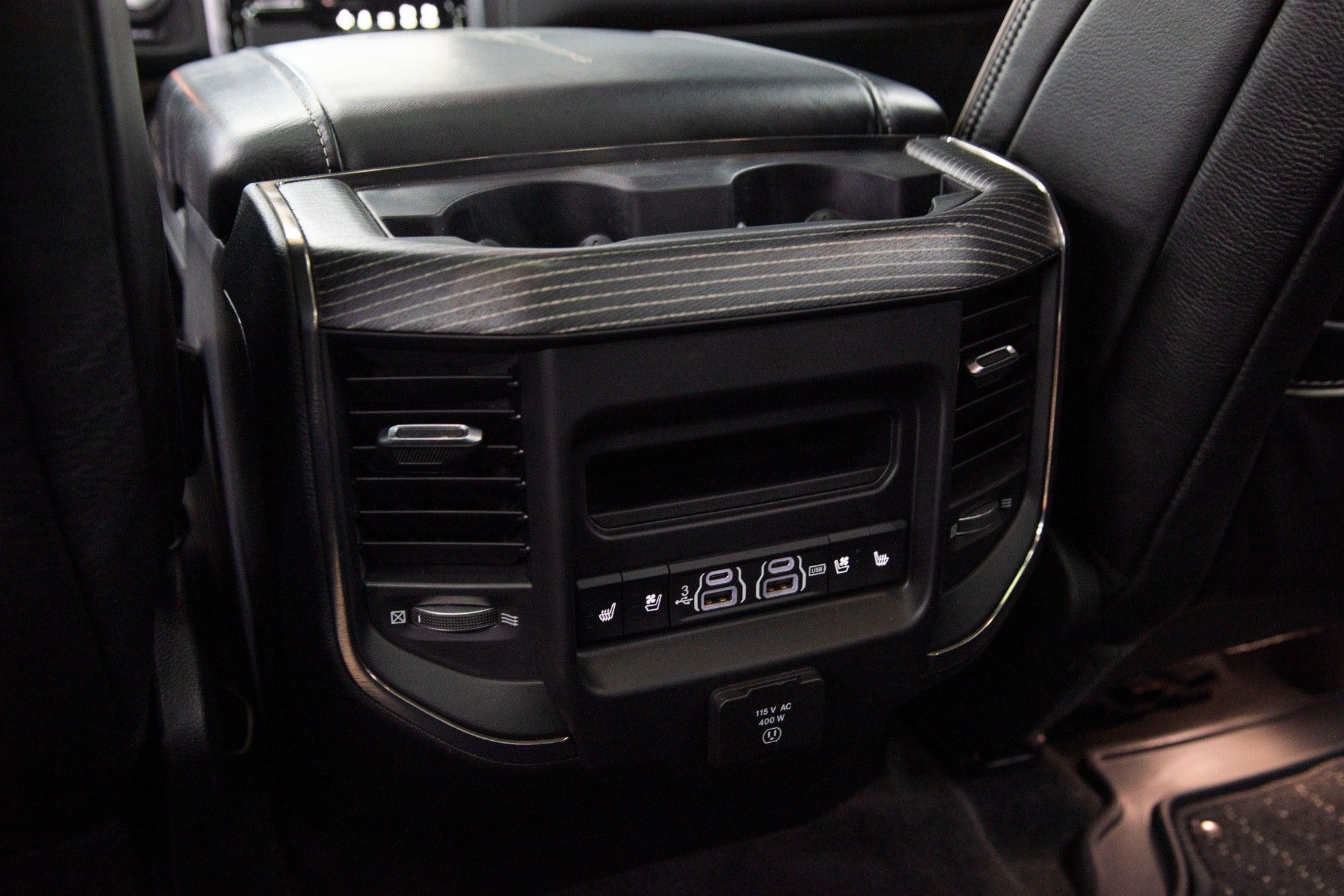 USED 2020 D DODGE RAM PICKUP 5.7  