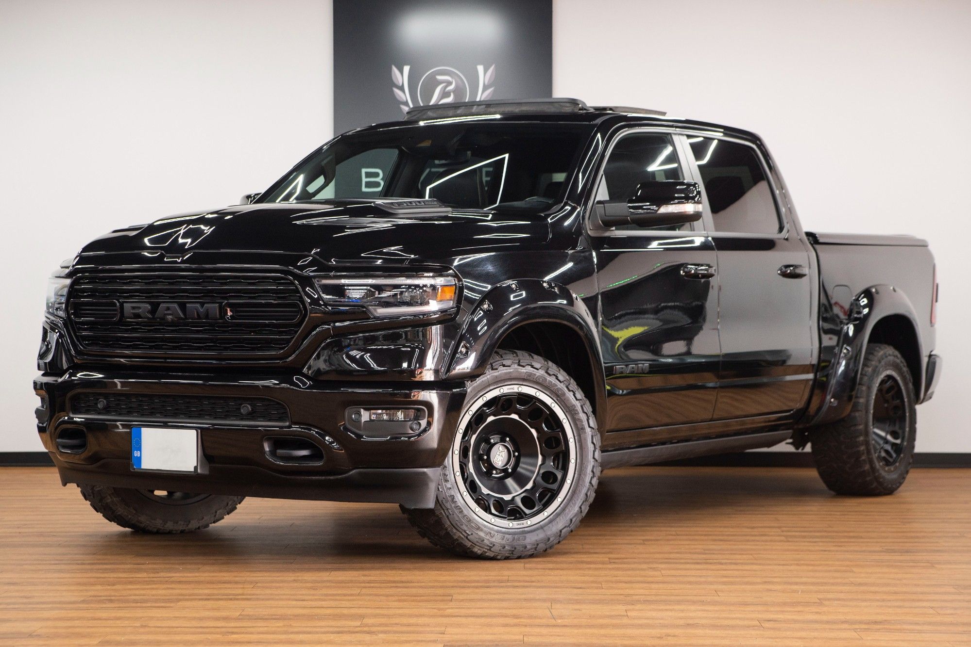 USED 2020 D DODGE RAM PICKUP 5.7  