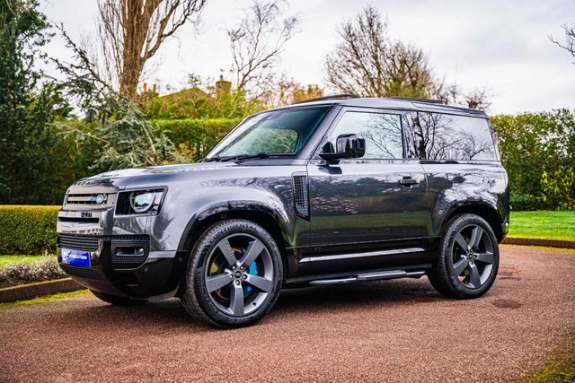 View our LAND ROVER DEFENDER