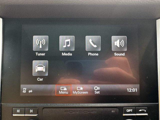 2016 PORSCHE MACAN 3.0L D S PDK 5d 258 BHP - Photo 10