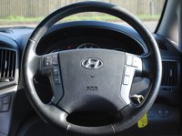 USED 2016 16 HYUNDAI i800 2.5 CRDI SE 5d 168 BHP www.suffolkcarcentre.co.uk - Located at Lowestoft