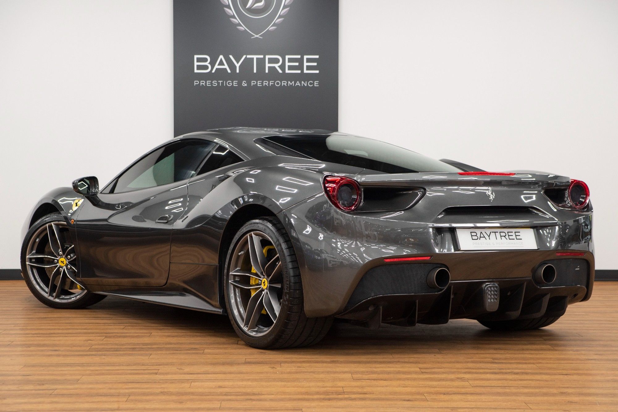 USED 2016 T FERRARI 488 3.9 GTB 