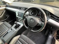 USED 2015 15 VOLKSWAGEN PASSAT 2.0 SE BUSINESS TDI BLUEMOTION TECHNOLOGY 4d 148 BHP FULL SERVICE HISTORY, TIMING BELT CHANGE @92K, FRESH SERVICE + 12M MOT WIHTIN THE SALE