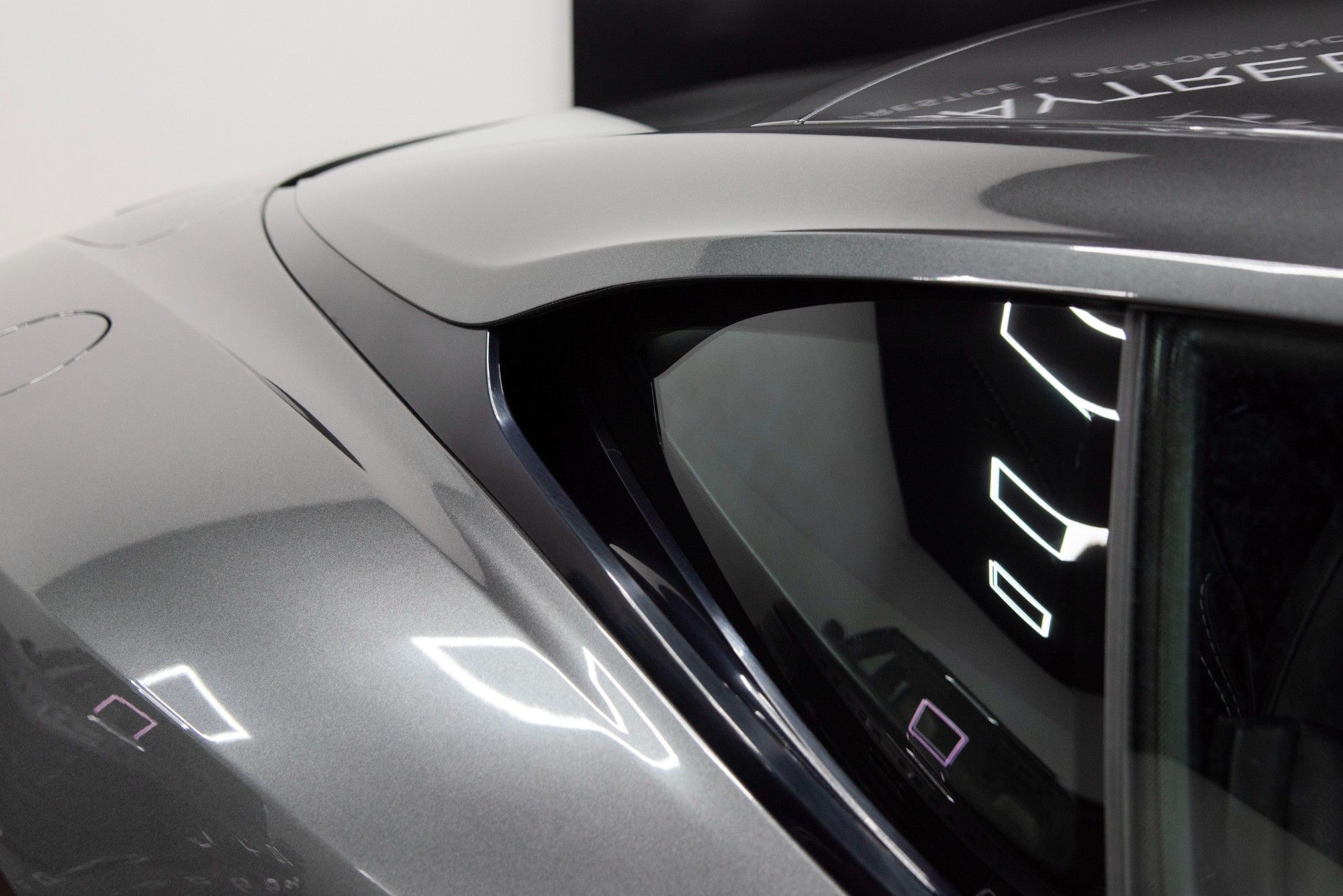 USED 2016 D ASTON MARTIN DB11 5.2 V12 