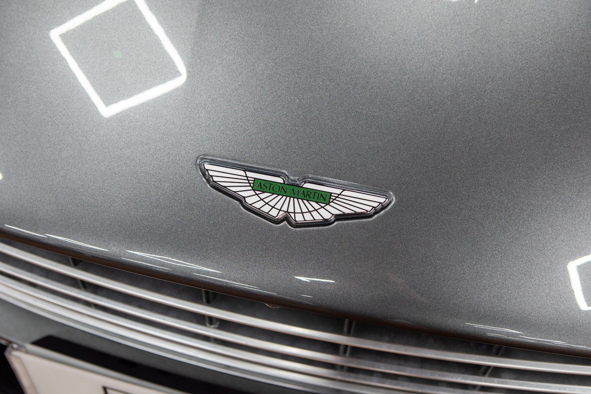 USED 2016 D ASTON MARTIN DB11 5.2 V12 