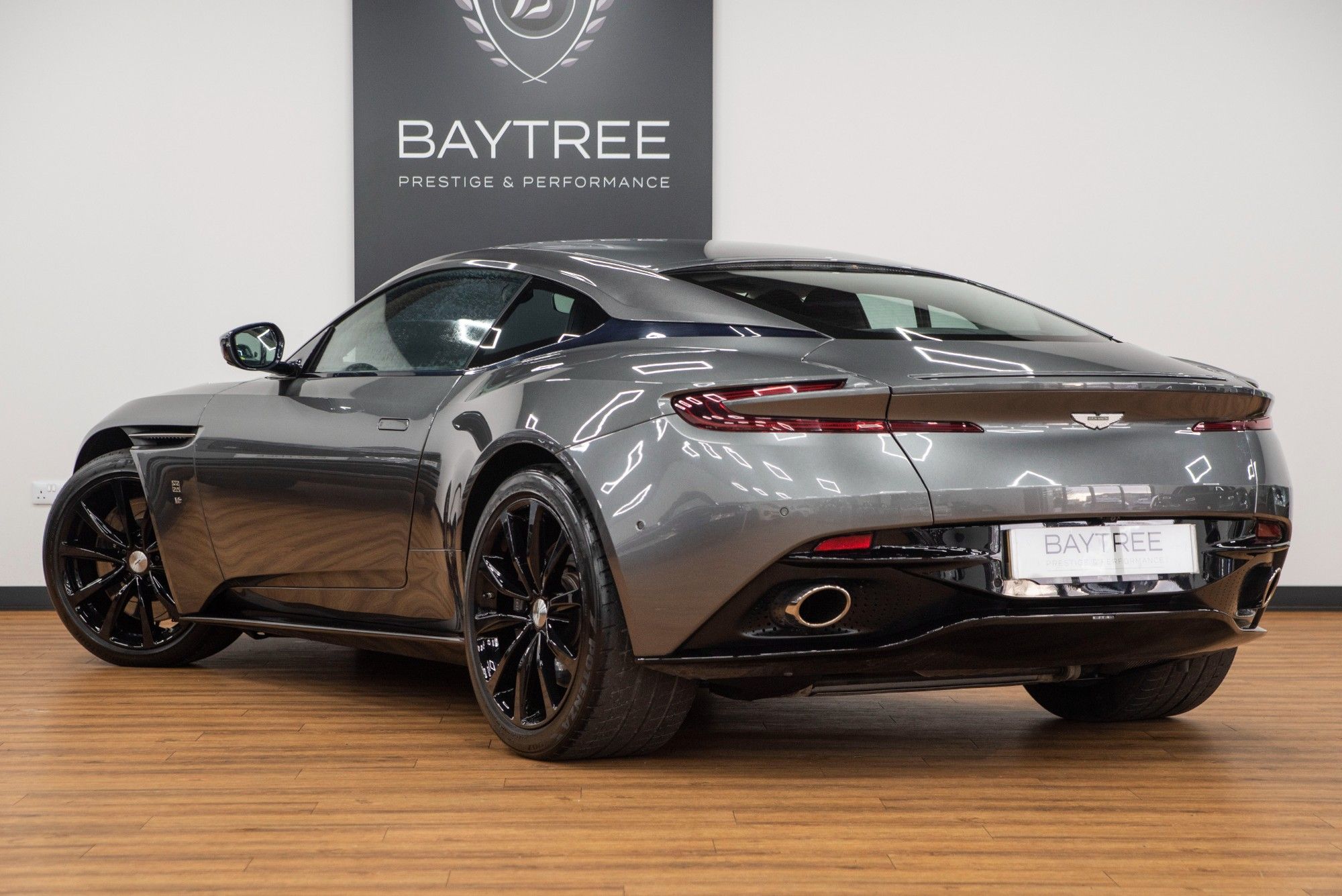 USED 2016 D ASTON MARTIN DB11 5.2 V12 