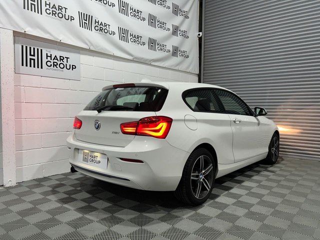 2017 BMW 1 SERIES - Photo 6