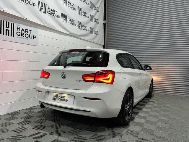 2017 BMW 1 SERIES - Photo 7