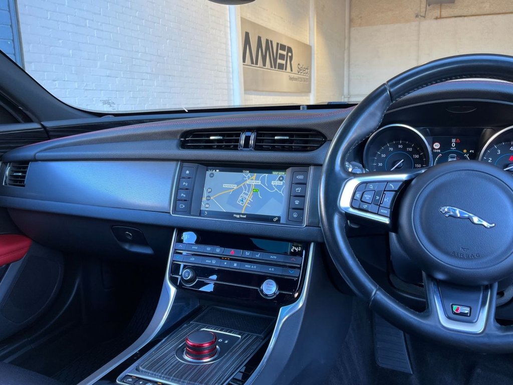 USED 2016 65 JAGUAR XF 3.0 V6 S 4d 375 BHP 