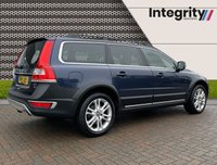 USED 2015 15 VOLVO XC70 2.4 D5 SE LUX NAV AWD 5d 212 BHP All Wheel Drive !! Winter Pack !!