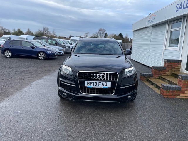 View our AUDI Q7