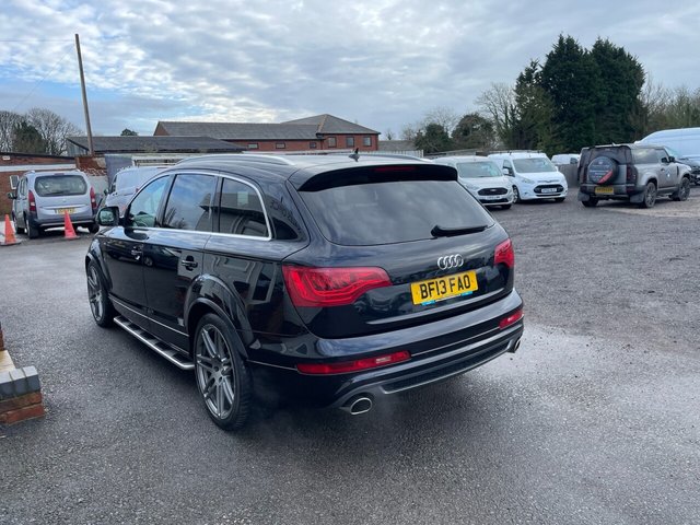 View our AUDI Q7