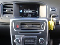 USED 2015 64 VOLVO V60 2.4 D6 PLUG-IN HYBRID R-DESIGN LUX NAV AWD 5d 286 BHP www.suffolkcarcentre.co.uk - Located at Ilketshall