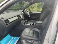 USED 2016 66 VOLKSWAGEN TOUAREG 3.0 V6 R-LINE TDI BLUEMOTION TECHNOLOGY 5d 262 BHP ONE PRE-FULL VW HISTORY-TOW BAR