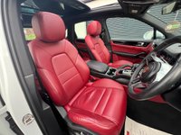 USED 2018 18 PORSCHE CAYENNE 3.0 V6 TIPTRONIC 5d 336 BHP New Facelift Model