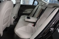 USED 2015 15 JAGUAR XE 2.0 PORTFOLIO 4d 178 BHP STUNNING COLOUR COMBINATION WITH THE LIGHT GREY INTERIOR VERY LOW MILES