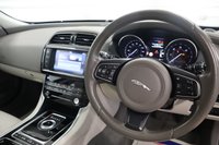 USED 2015 15 JAGUAR XE 2.0 PORTFOLIO 4d 178 BHP STUNNING COLOUR COMBINATION WITH THE LIGHT GREY INTERIOR VERY LOW MILES