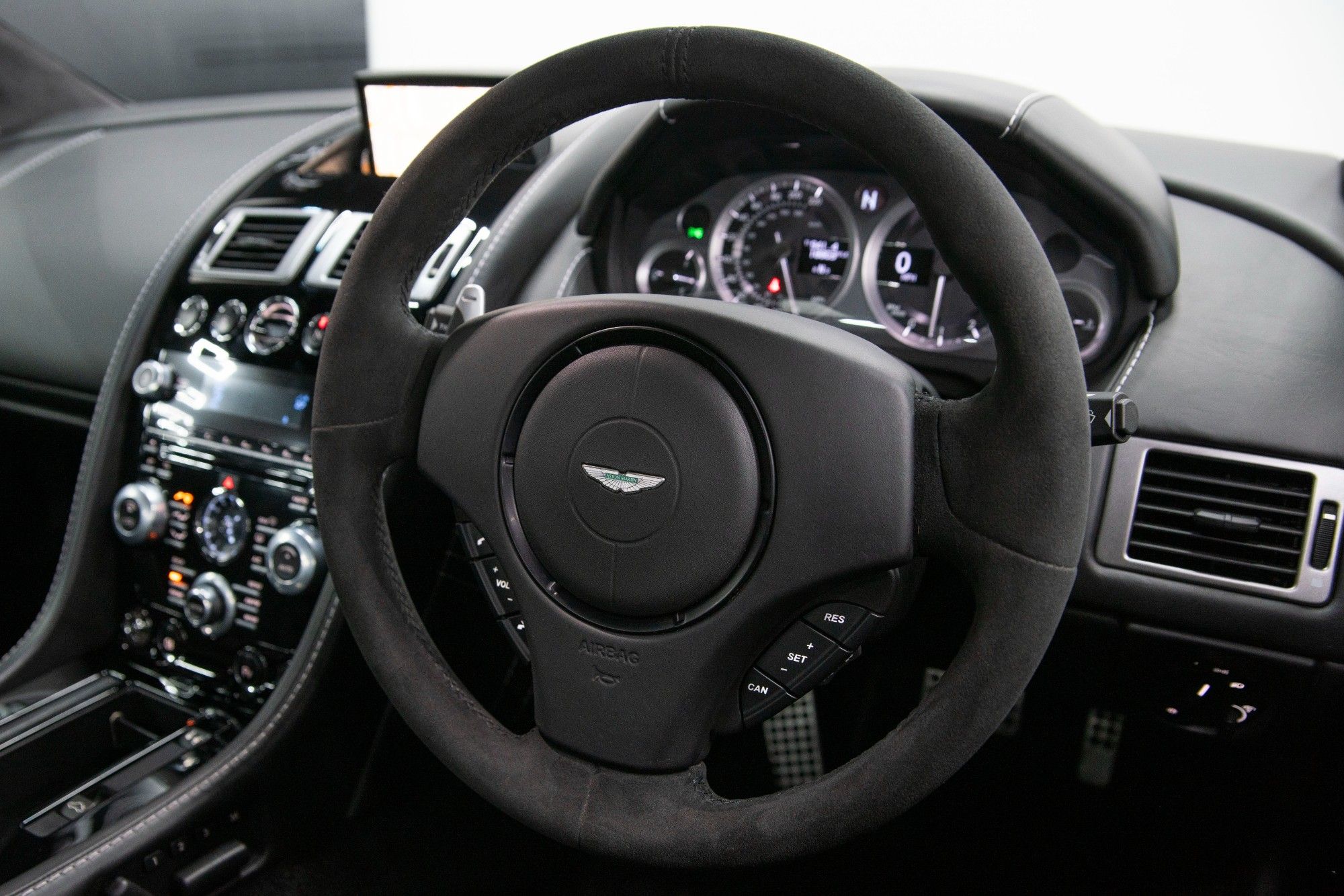 USED 2012 12 ASTON MARTIN VANTAGE 4.7 S V8 