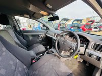 USED 2007 07 VAUXHALL VECTRA 1.9 SRI NAV CDTI ESTATE Superb Estate Car with a FSH