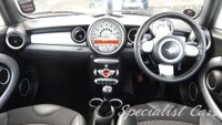 USED 2008 08 MINI CLUBMAN 1.6 COOPER 5d 118 BHP 