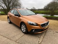 USED 2013 VOLVO V40 D2 CROSS COUNTRY SE Sensors, DAB, Great Condition