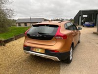 USED 2013 VOLVO V40 D2 CROSS COUNTRY SE Sensors, DAB, Great Condition
