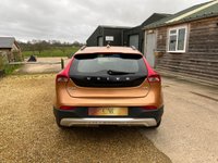USED 2013 VOLVO V40 D2 CROSS COUNTRY SE Sensors, DAB, Great Condition