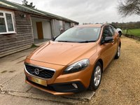 USED 2013 VOLVO V40 D2 CROSS COUNTRY SE Sensors, DAB, Great Condition