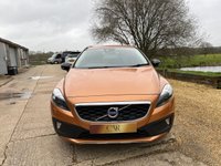 USED 2013 VOLVO V40 D2 CROSS COUNTRY SE Sensors, DAB, Great Condition