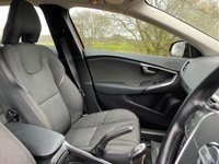 USED 2013 VOLVO V40 D2 CROSS COUNTRY SE Sensors, DAB, Great Condition