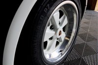 USED 1987 D PORSCHE 911 TURBO 3.3  BEAUTIFUL EXAMPE OF THIS ICONIC CAR WITH INCREDIBLE SPEC - SUNROOF - FUCHS WHEELS - HEATED AND ELECTRIC ADJUSTMENT SPORTS SEATS - HUGE HISTORY - STUNNING CONDITION - 12 MONTH WARRANTY