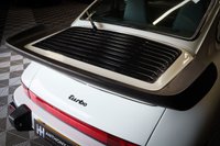 USED 1987 D PORSCHE 911 TURBO 3.3  BEAUTIFUL EXAMPE OF THIS ICONIC CAR WITH INCREDIBLE SPEC - SUNROOF - FUCHS WHEELS - HEATED AND ELECTRIC ADJUSTMENT SPORTS SEATS - HUGE HISTORY - STUNNING CONDITION - 12 MONTH WARRANTY